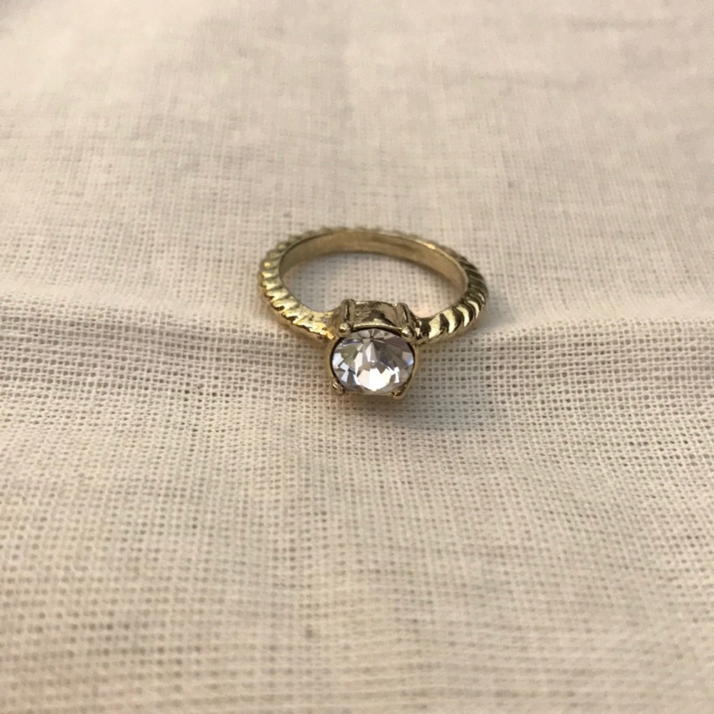 Costume ring